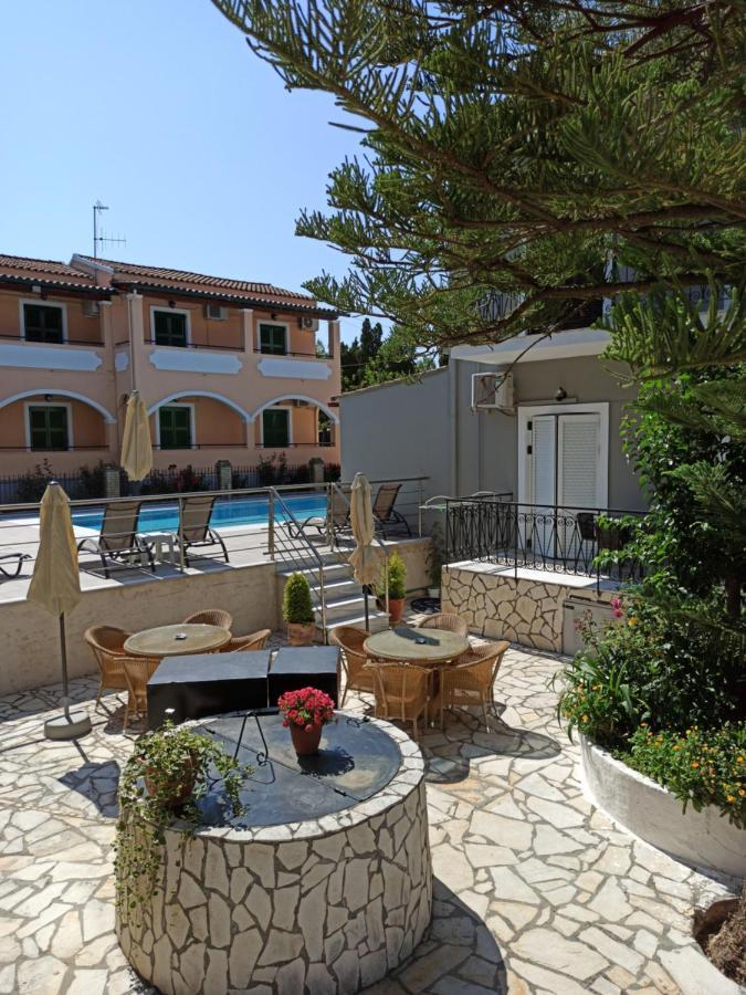 Dionisos Apts Gouvia By Estia Esterno foto