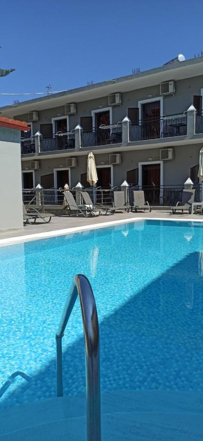 Dionisos Apts Gouvia By Estia Esterno foto